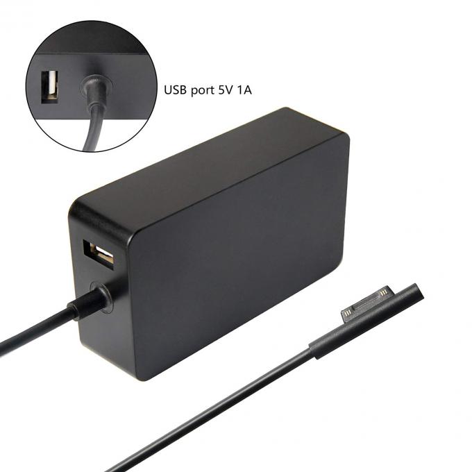 5V 1A USBの充満港が付いている黒いマイクロソフトの表面の本の充電器の型1706